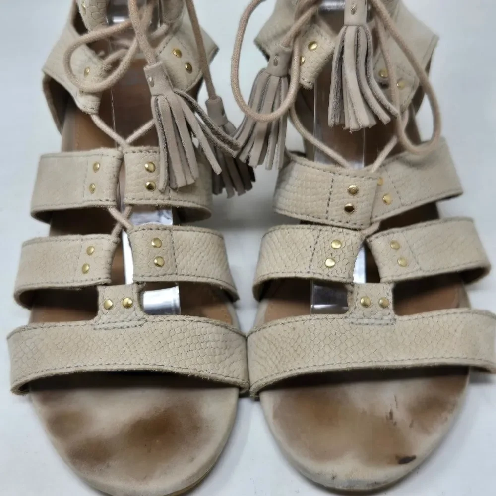 UGG Women's Yasmin Snake Gladiator Wedge Sandal Horchata Leather Size 7.5‎ B